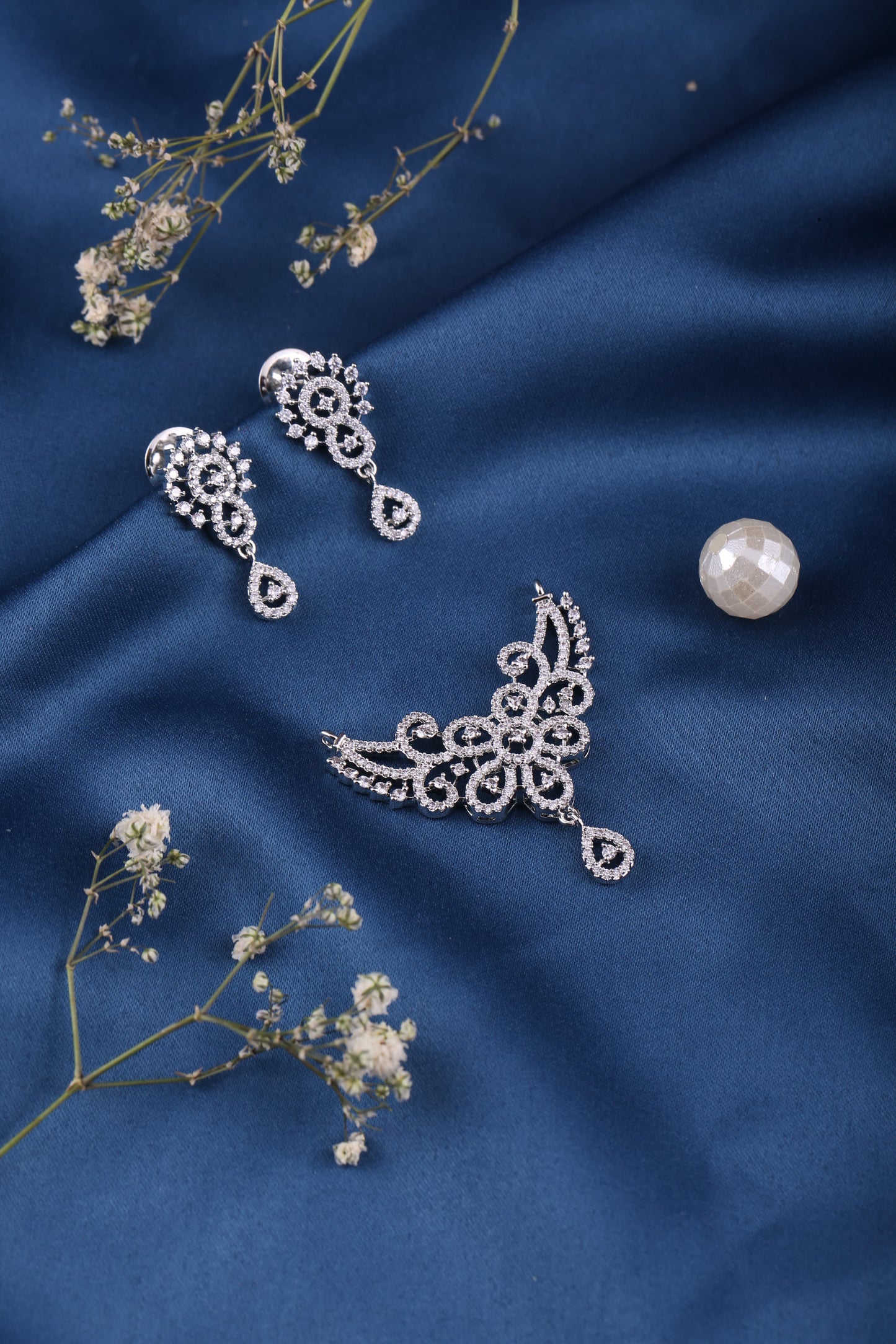 Mangalsutra Pendant Set For Women