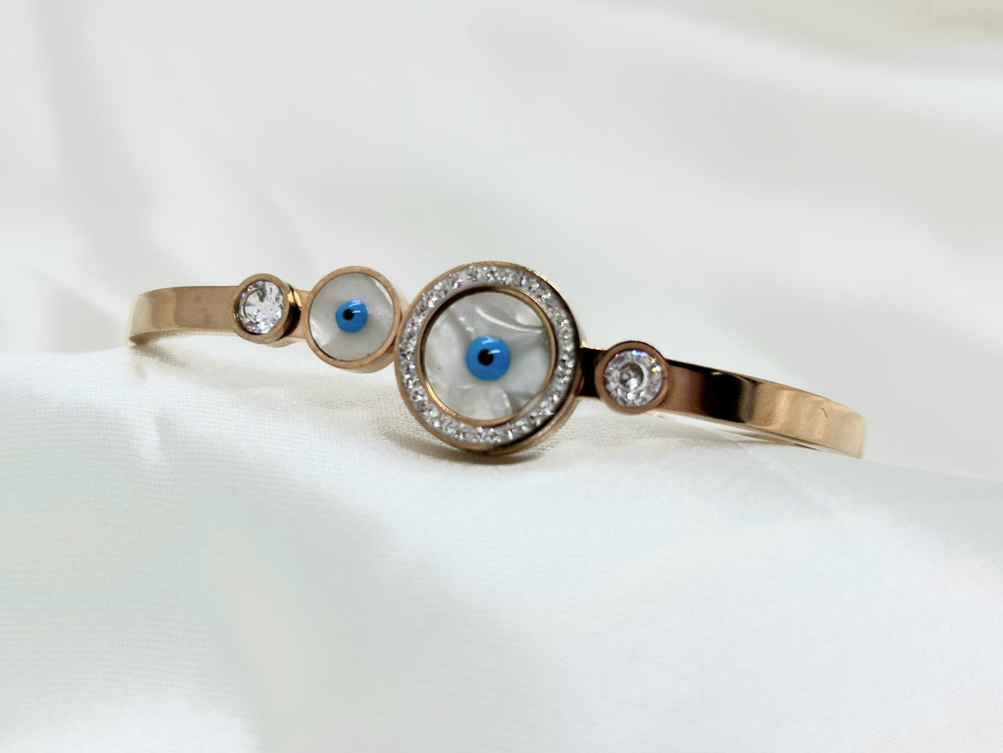 Gold Brass Premium & Elegant Bracelet For Women