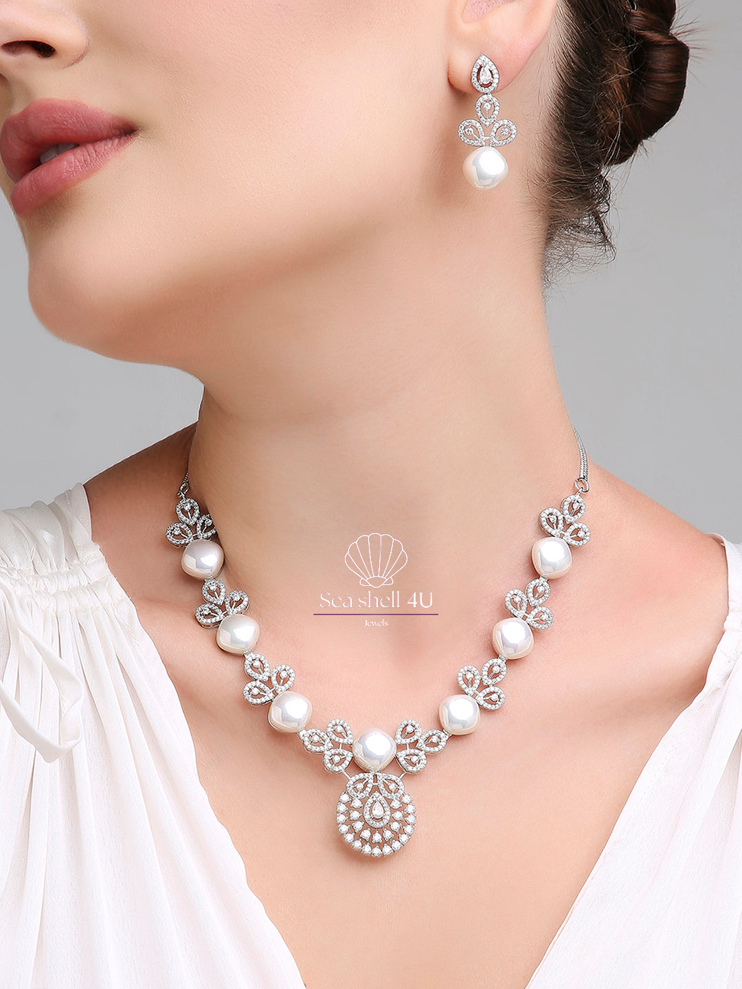 Dazzling Diamond & Elegant Necklace For Women