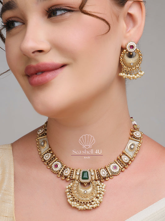 Antique Gold Brass Premium & Elegant Necklace For Women