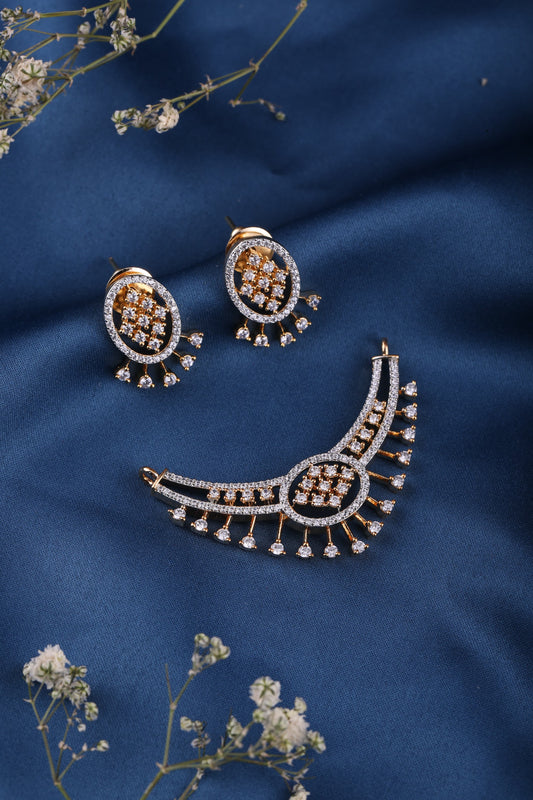 Gold Brass Premium & Elegant Mangalsutra Pendant Set For Women