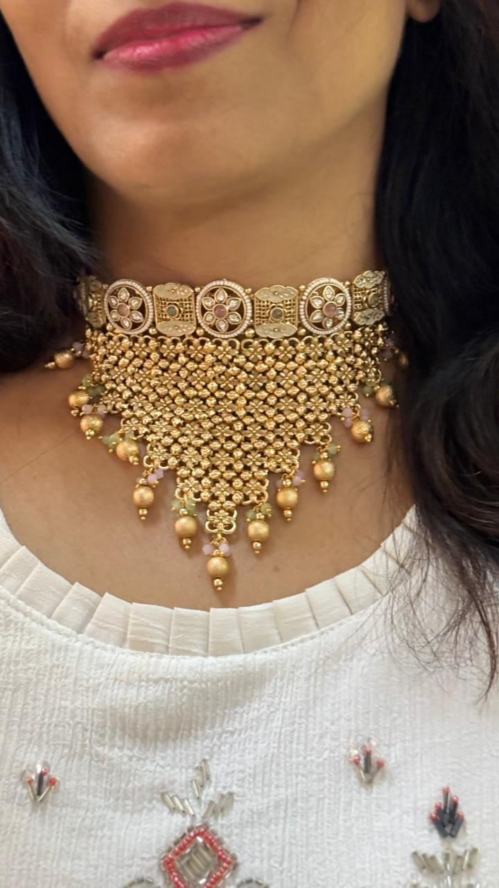 Gold Brass Premium & Elegant Necklace Set For Women