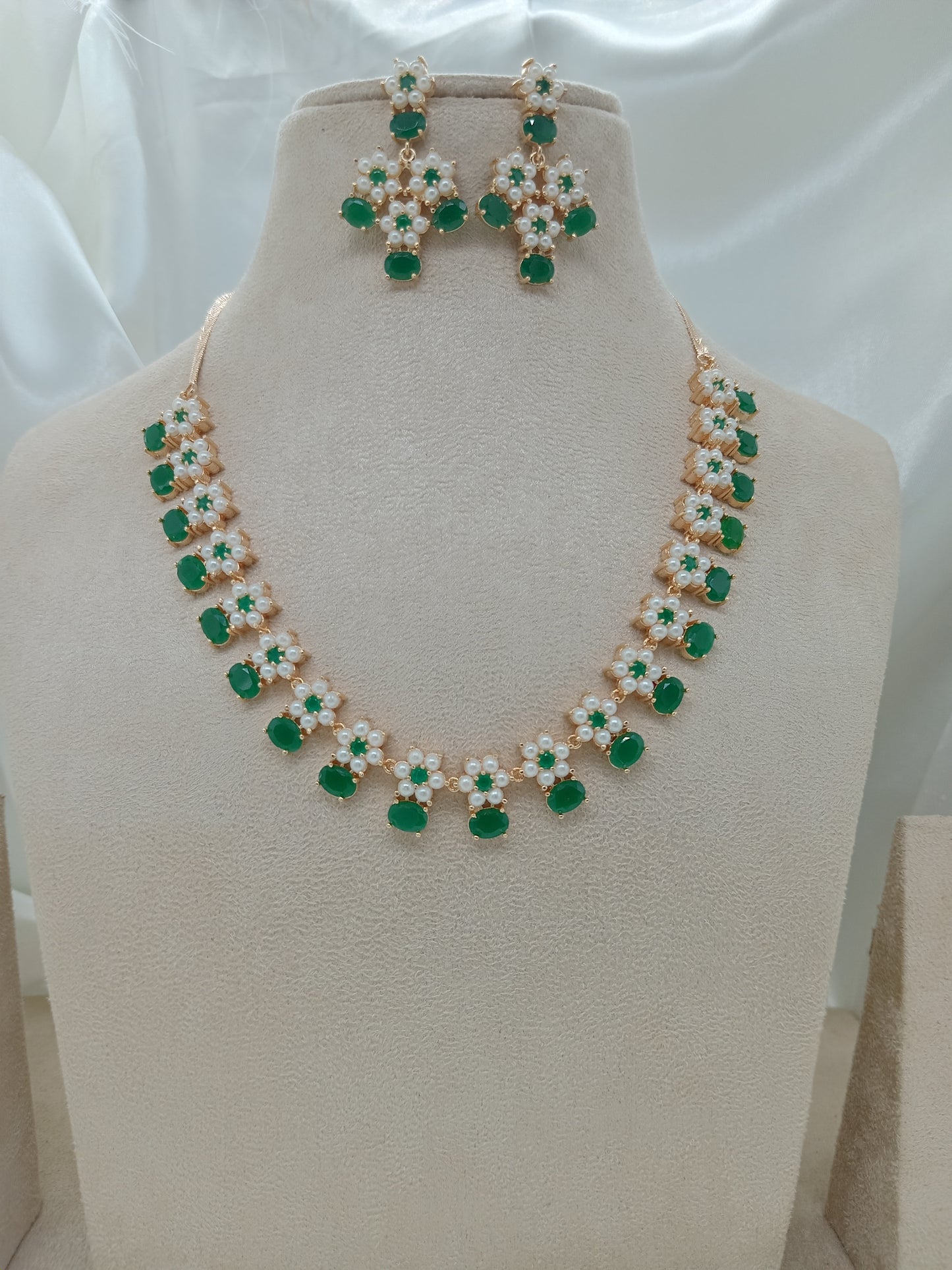 Pearl Green  Necklace Set For Women