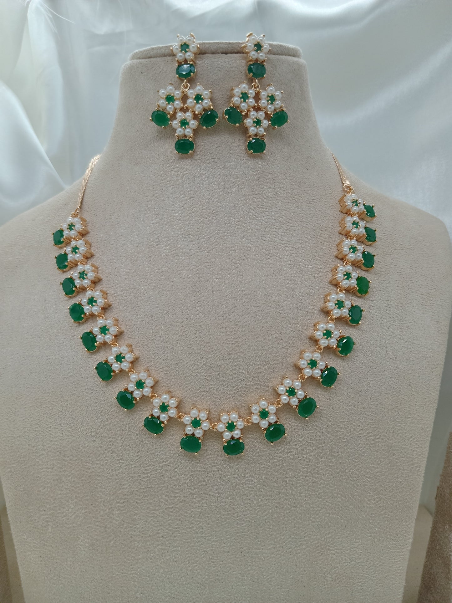 Pearl Green  Necklace Set For Women