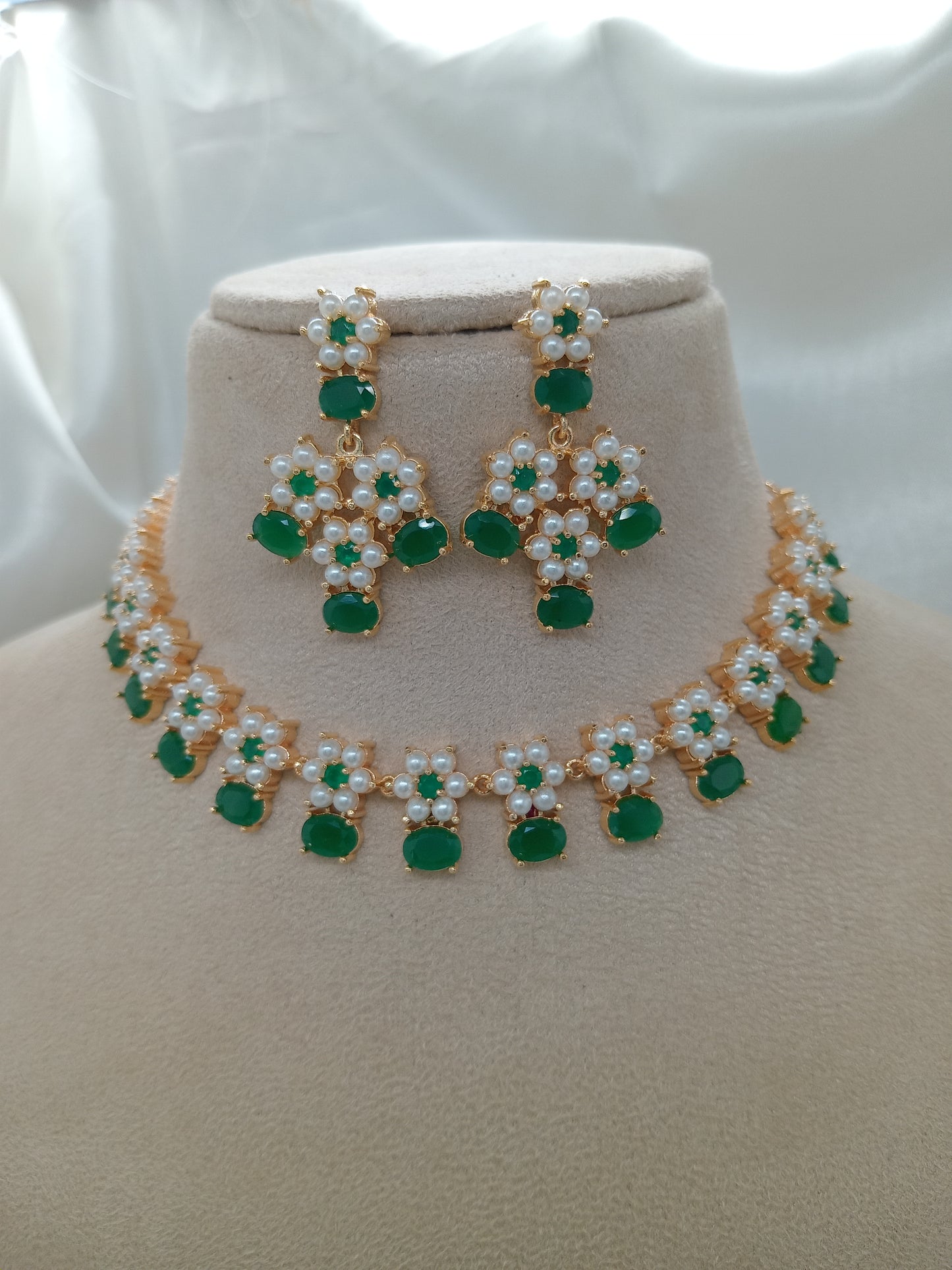 Pearl Green  Necklace Set For Women