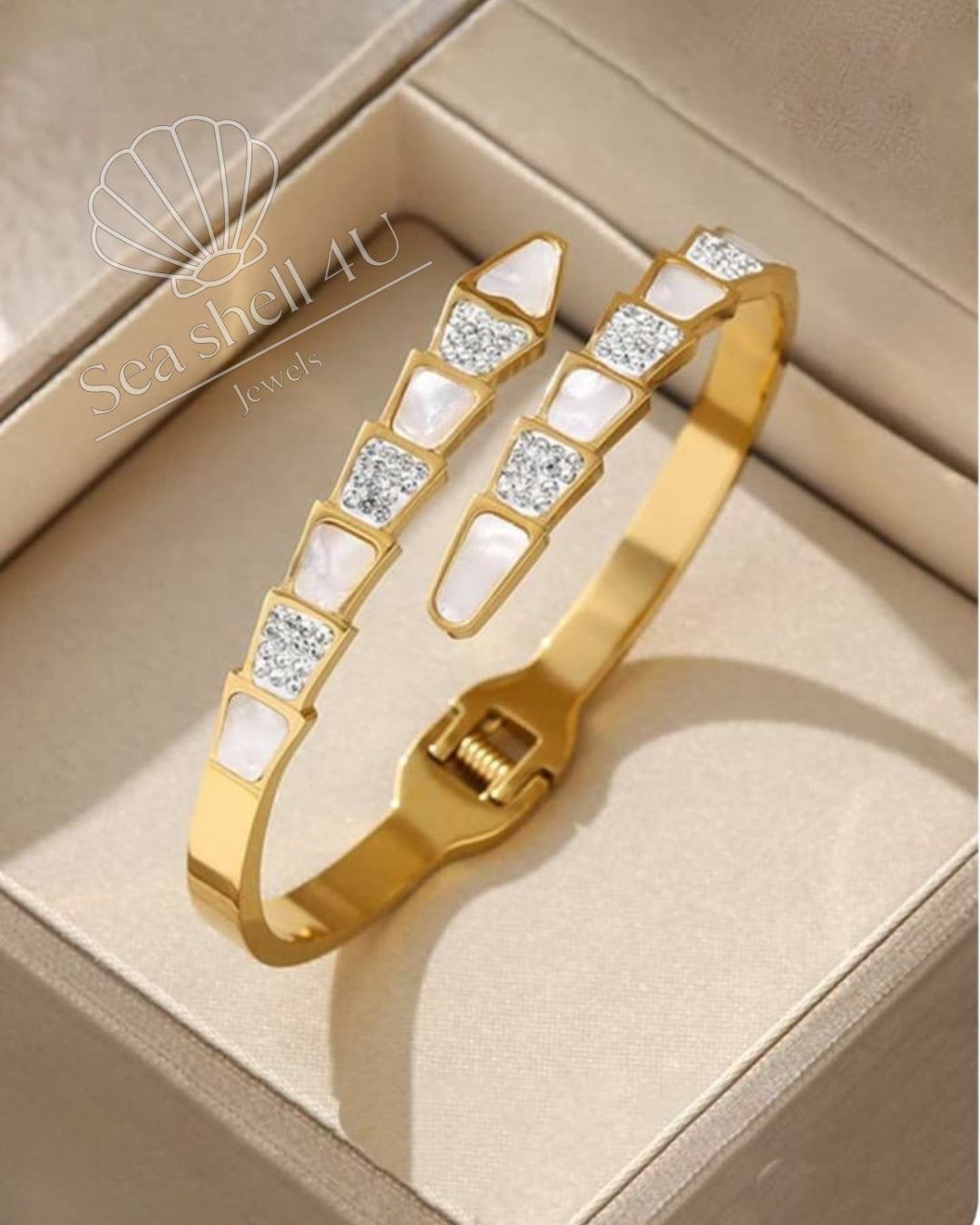 Gold Brass Premium & Elegant Bracelet For Women