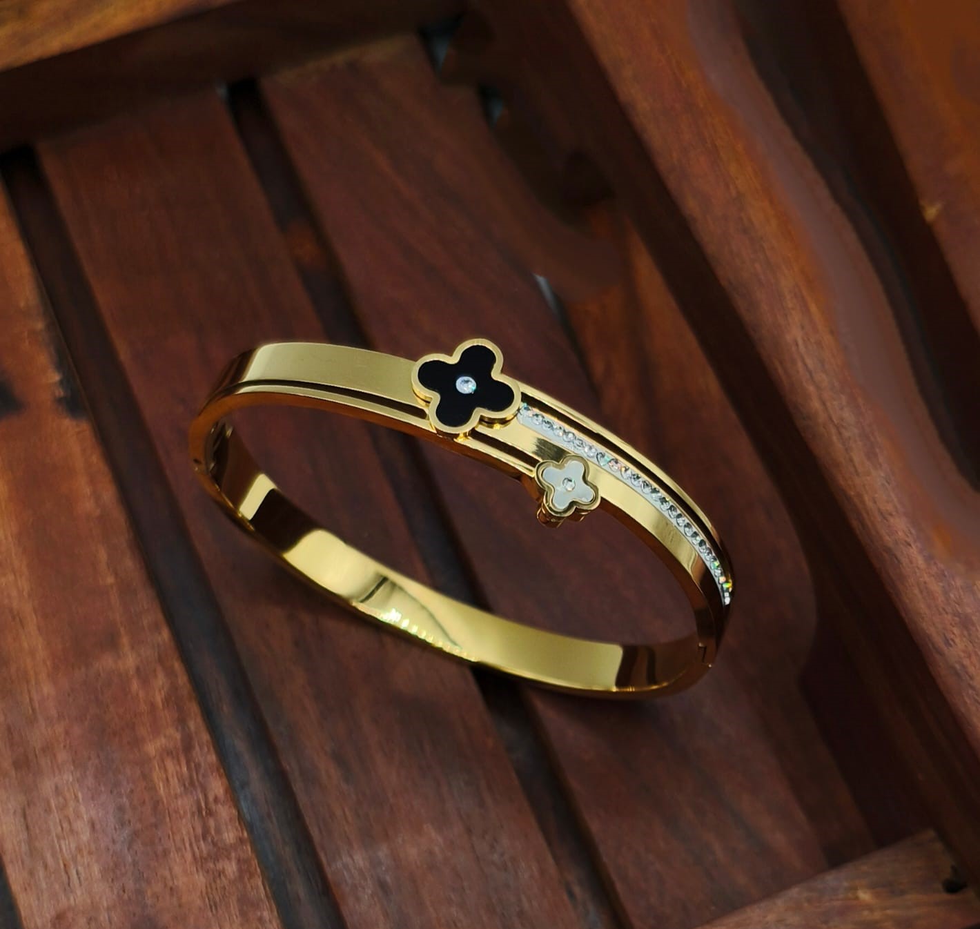 Gold Brass Premium & Elegant Bracelet For Women