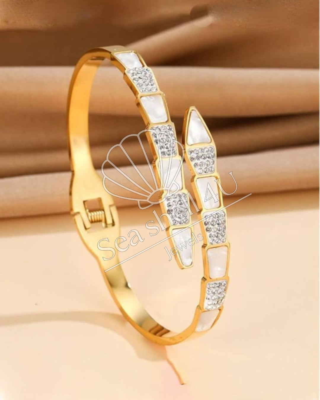 Gold Brass Premium & Elegant Bracelet For Women