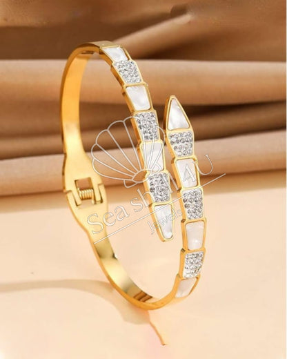 Gold Brass Premium & Elegant Bracelet For Women