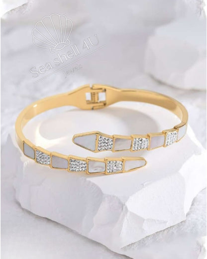 Gold Brass Premium & Elegant Bracelet For Women