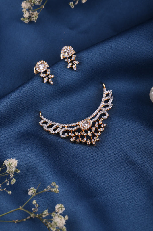 Gold Brass Premium & Elegant Mangalsutra Pendant Set For Women