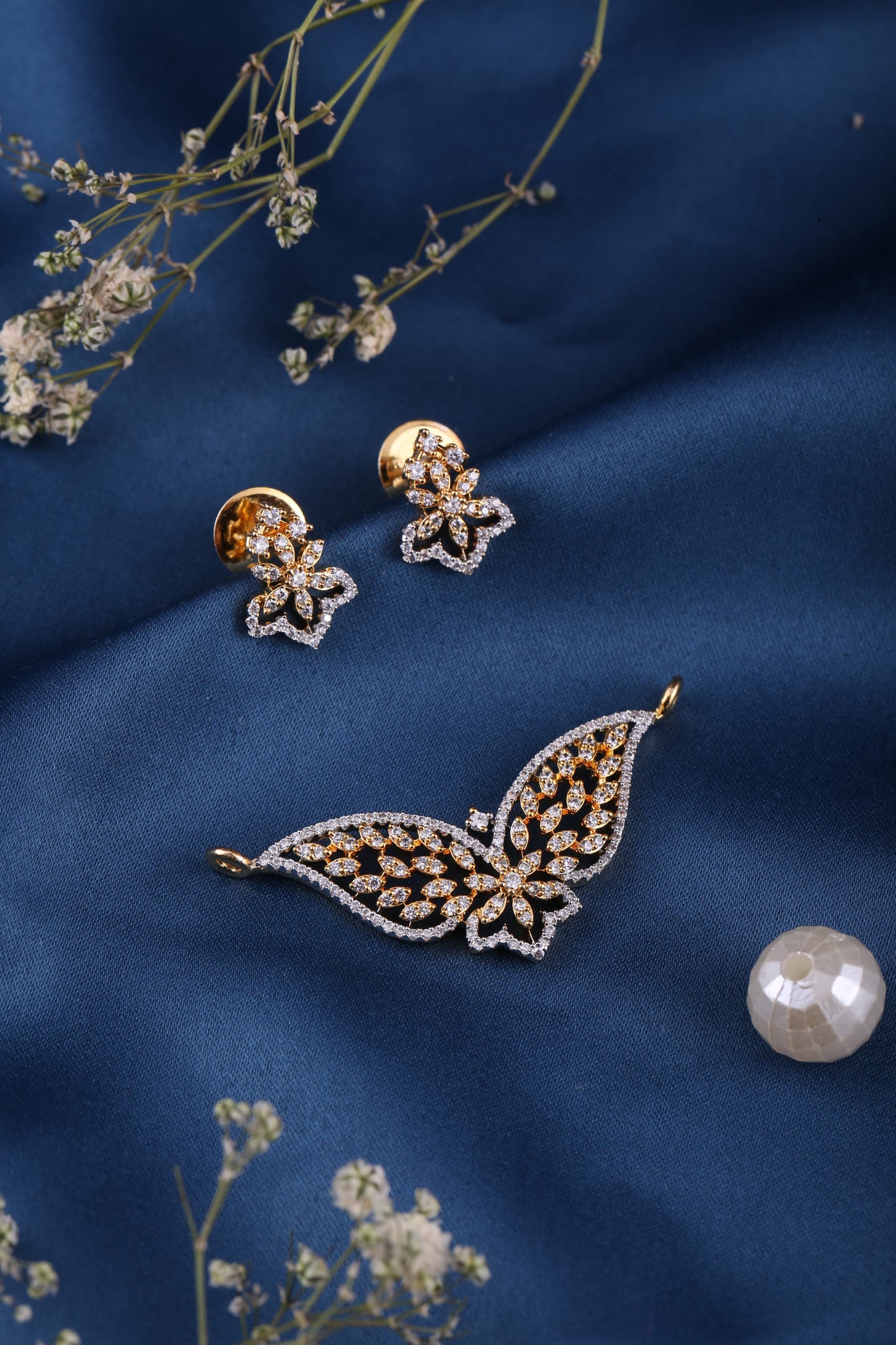 Mangalsutra Pendant Set For Women