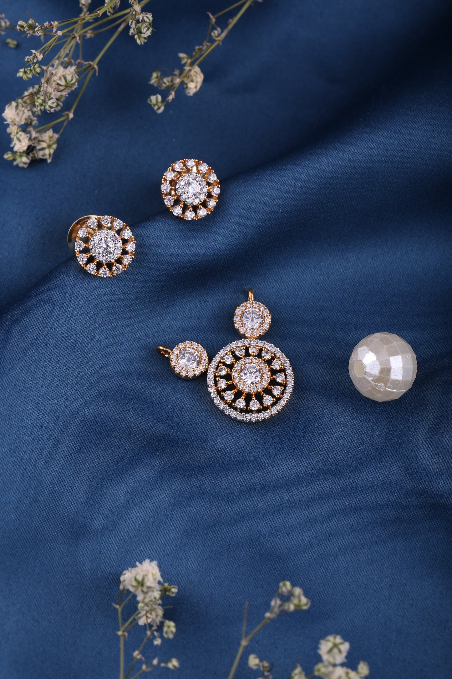 Classic Gold Brass Elegant Mangalsutra Pendant Set | Front Design | SeaShell4U Jewels