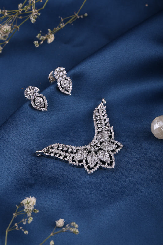 Traditional Gold Brass Mangalsutra Jewellery Set | Front View | SeaShell4U Jewels