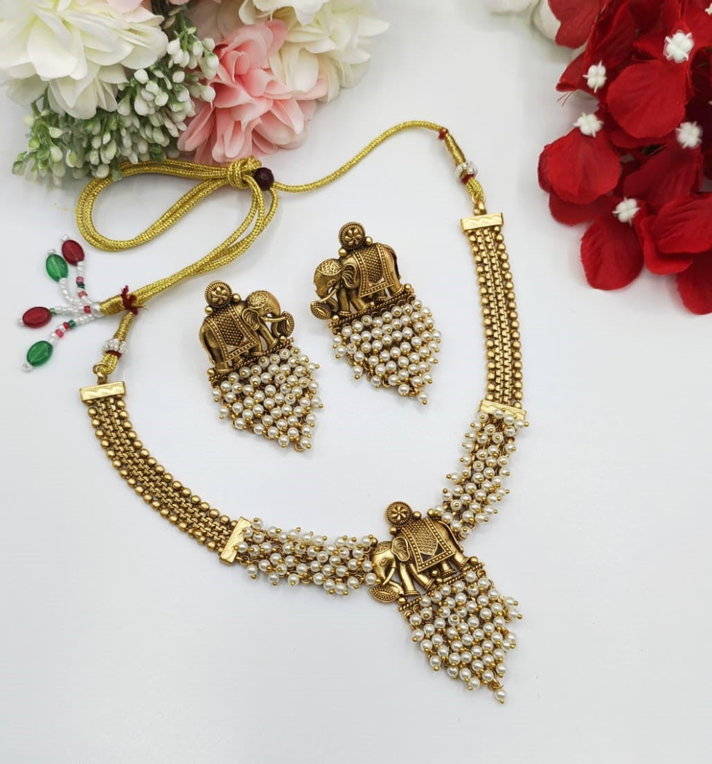 Antique Gold Brass Premium & Elegant Necklace For Women