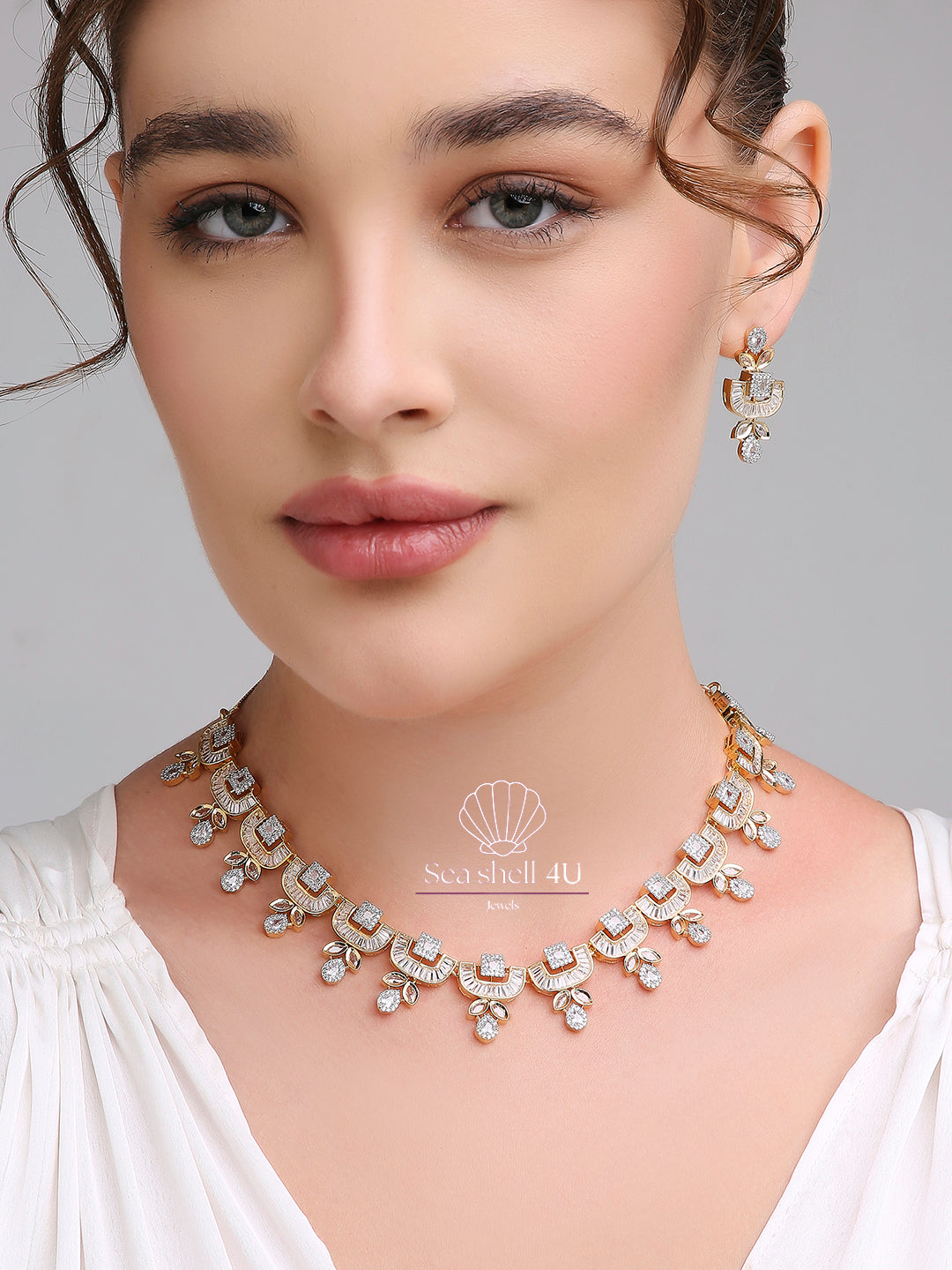 Dazzling Diamond & Elegant Necklace For Women