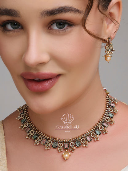 Antique Gold Brass Premium & Elegant Necklace For Women