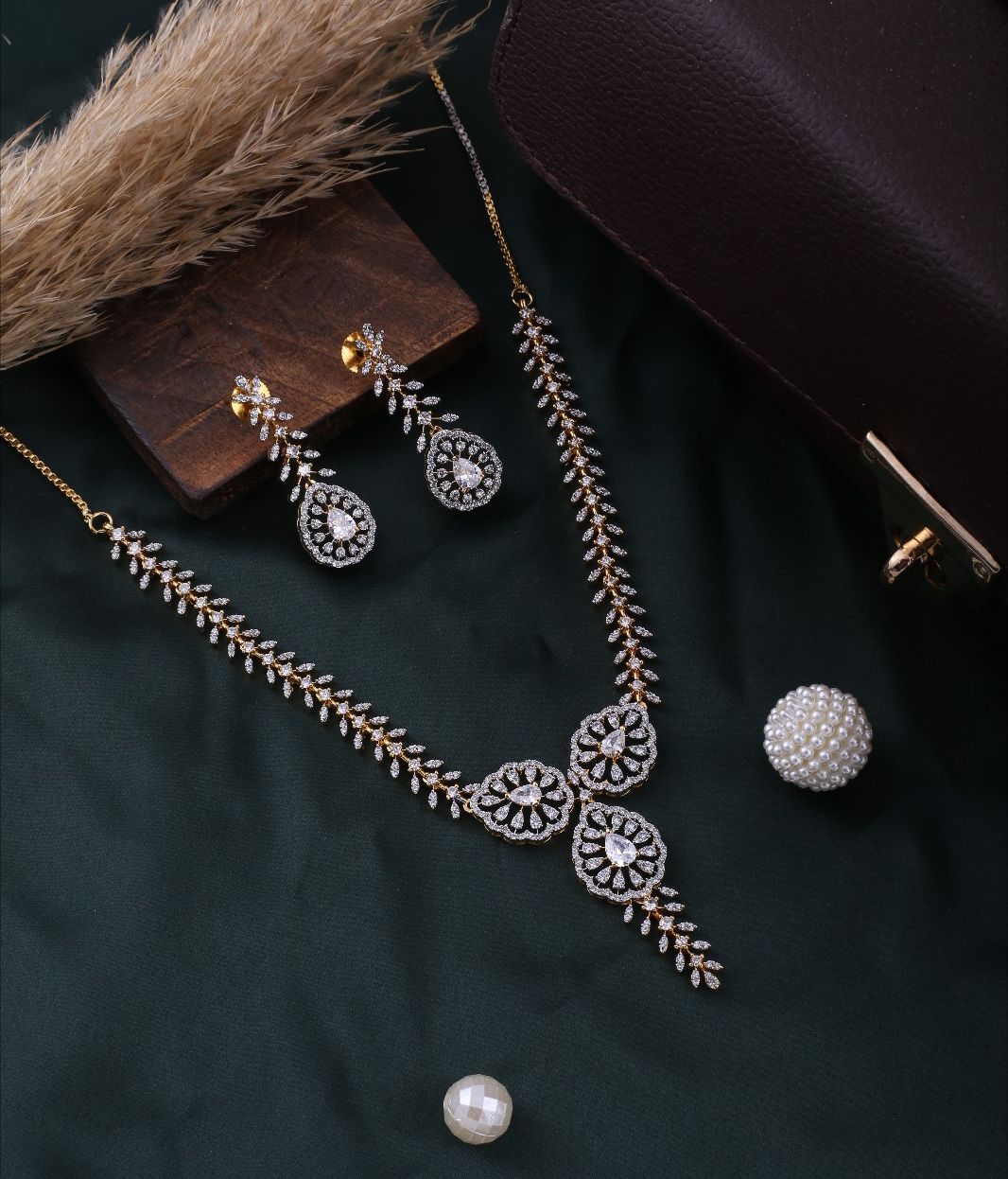 Dazzling Diamond Necklace Set
