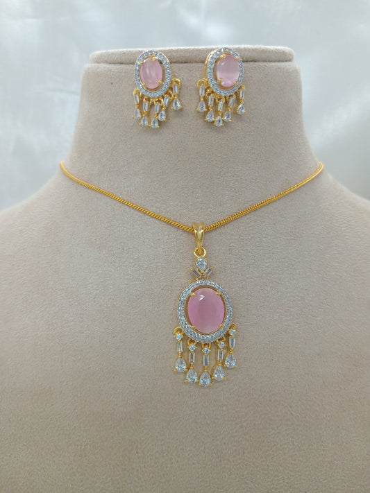 Gold Brass Premium & Elegant Necklace Set For Women