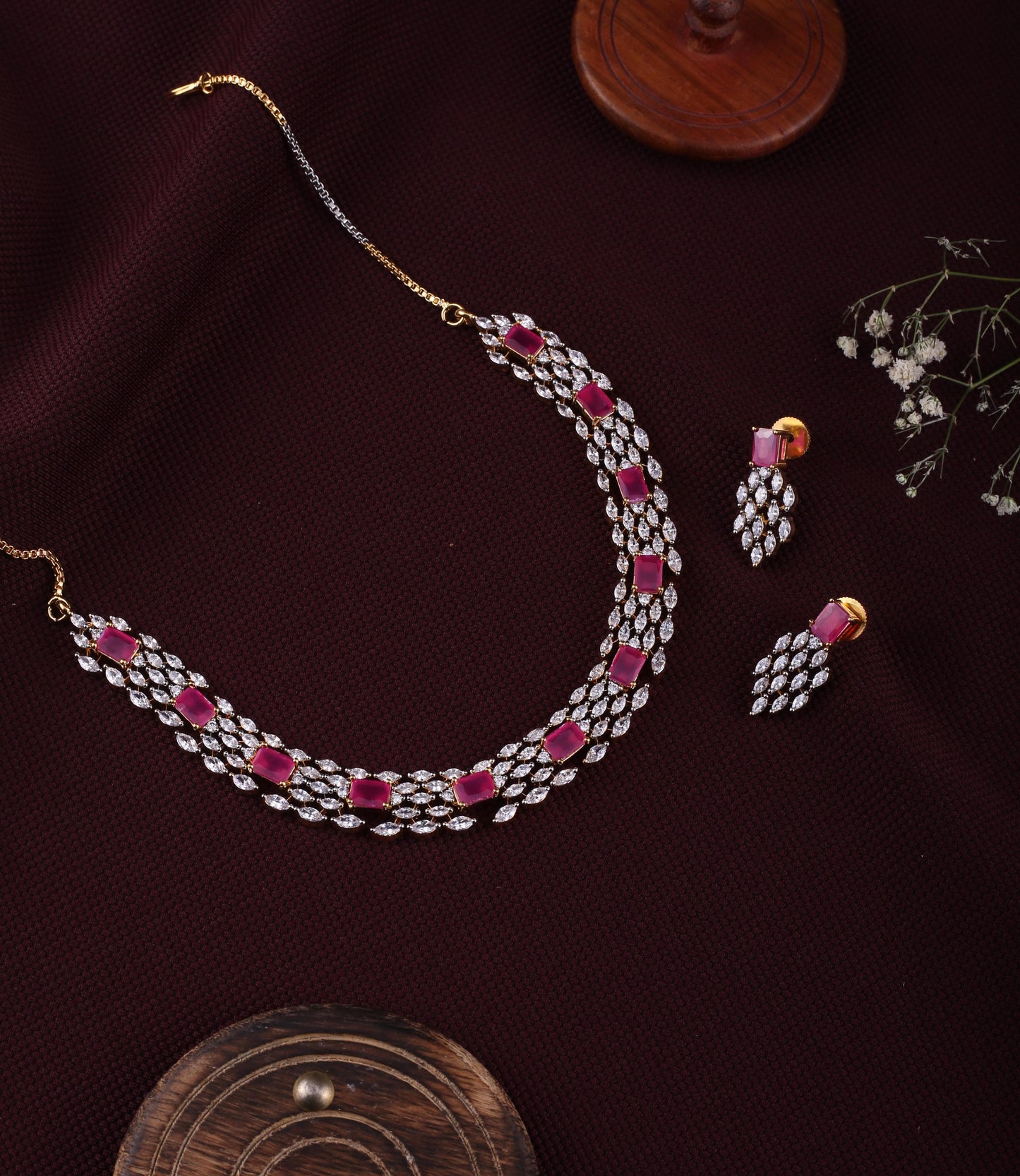 Dazzling Diamond Necklace Set For Women