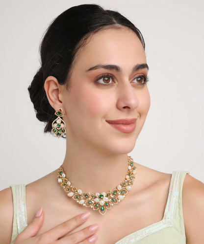 Lily Necklace