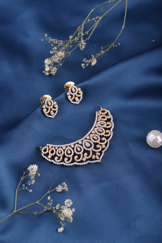 Gold Brass Premium & Elegant Mangalsutra Pendant Set For Women