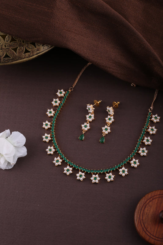 Pearl Ratna Green Necklace Set For Women