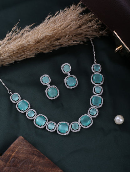 Dazzling Diamond Necklace Set For Women