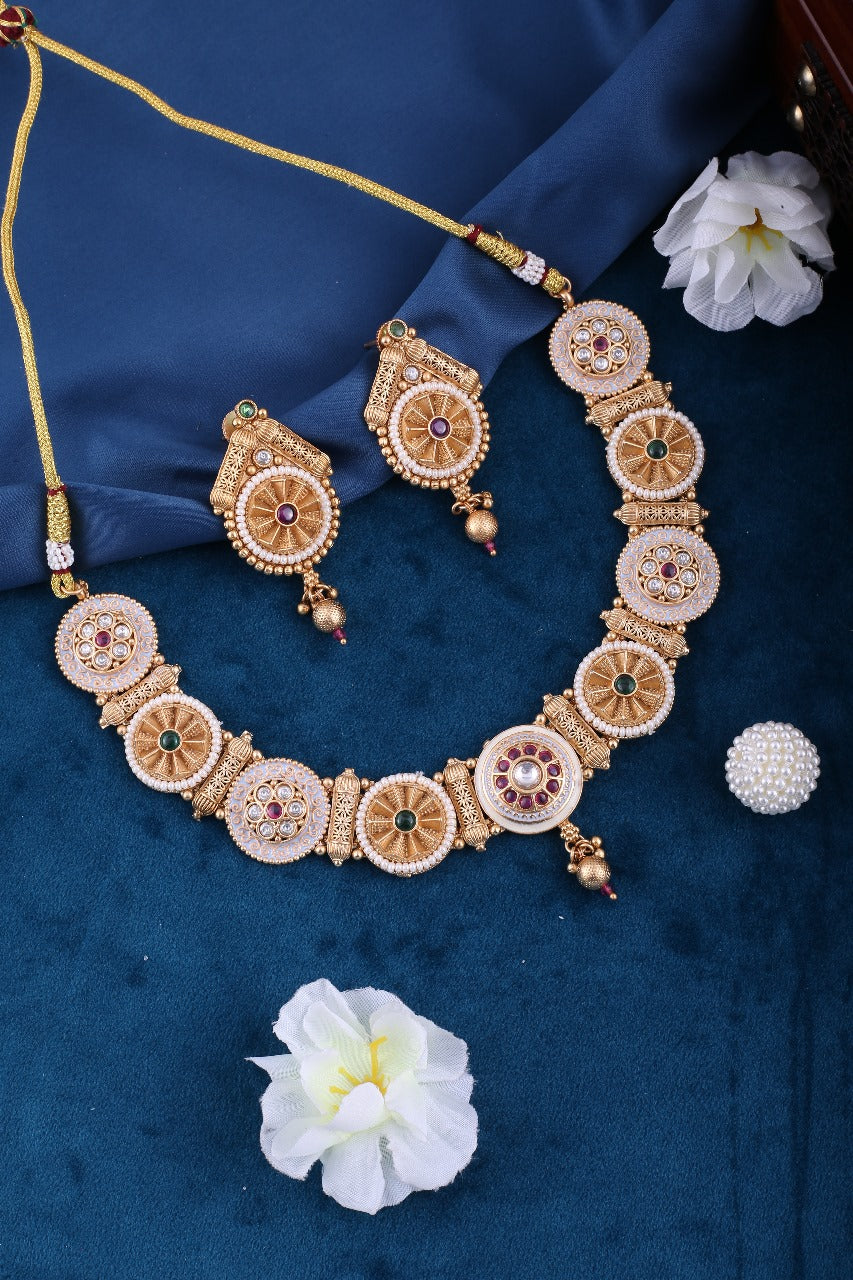 Kundan Majesty