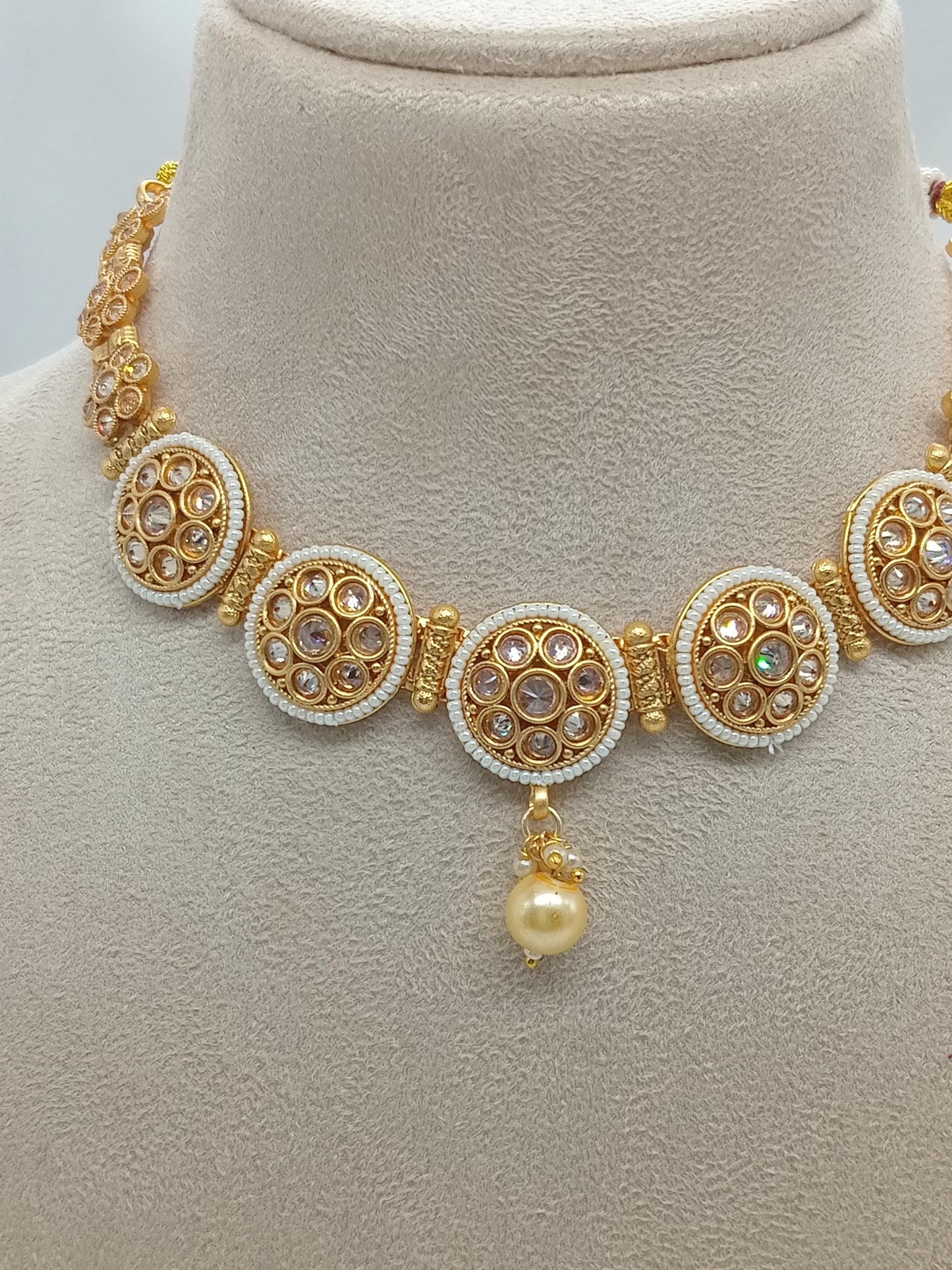 Kundan Majesty