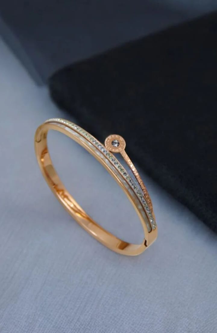Gold Brass Premium & Elegant Bracelet For Women