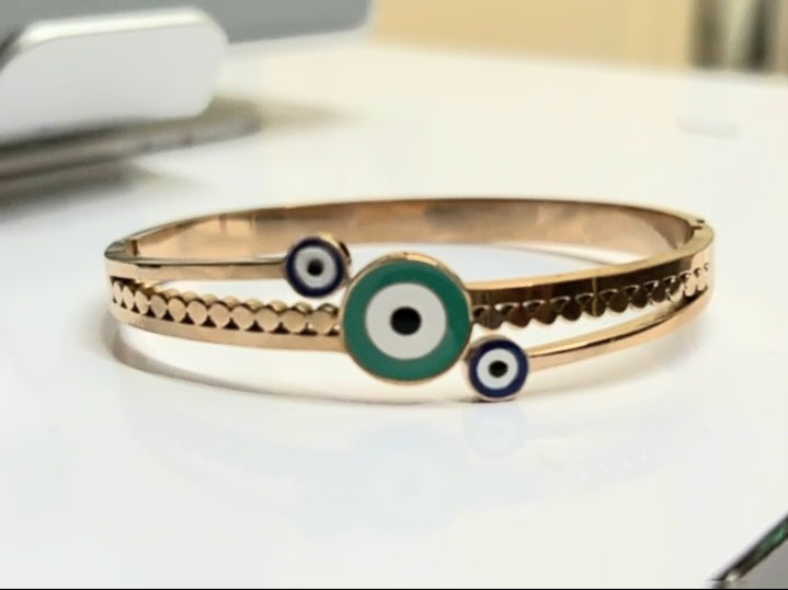 Gold Brass Premium & Elegant Bracelet For Women