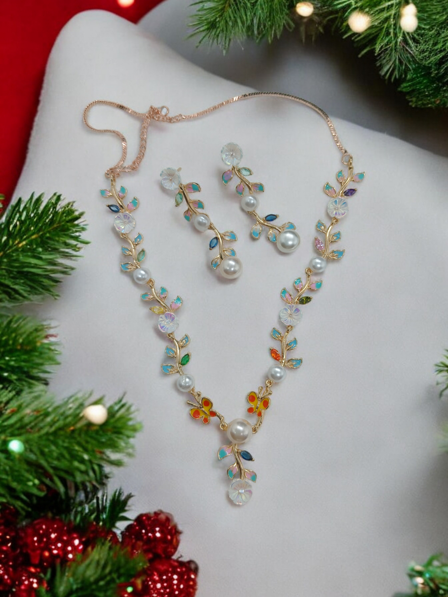 Gold Brass Premium & Elegant Necklace Set For Women