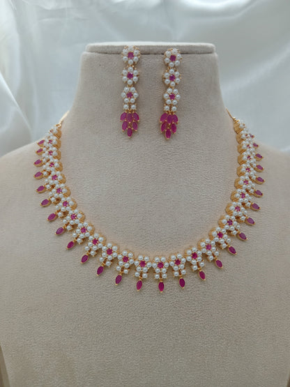Gold Brass Premium & Elegant Necklace Set For Women