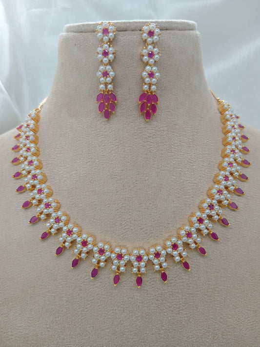 Gold Brass Premium & Elegant Necklace Set For Women