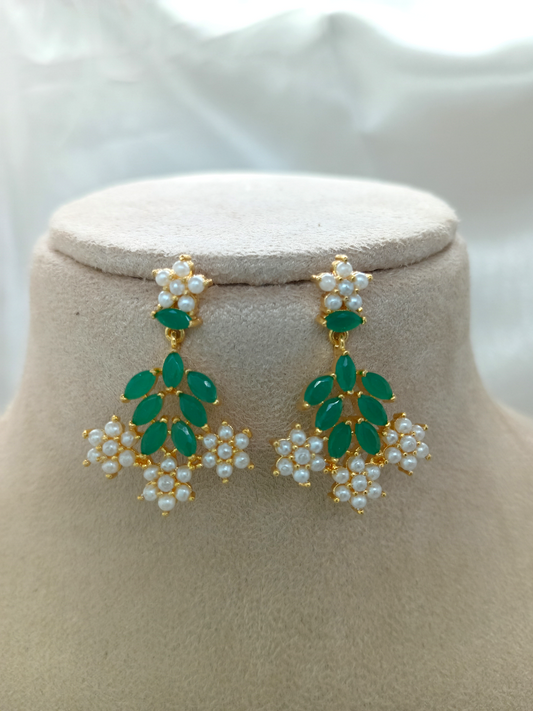 Pearl Elegant Necklace Set For Women