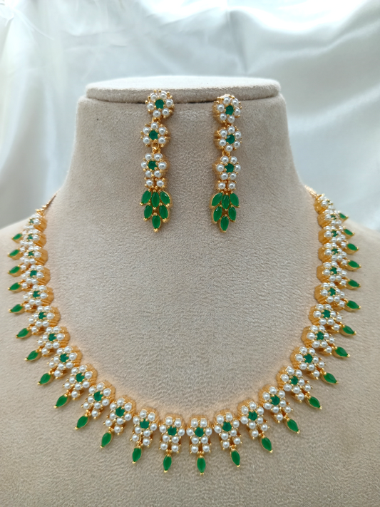 Elegant Pearl Necklace Set For Women